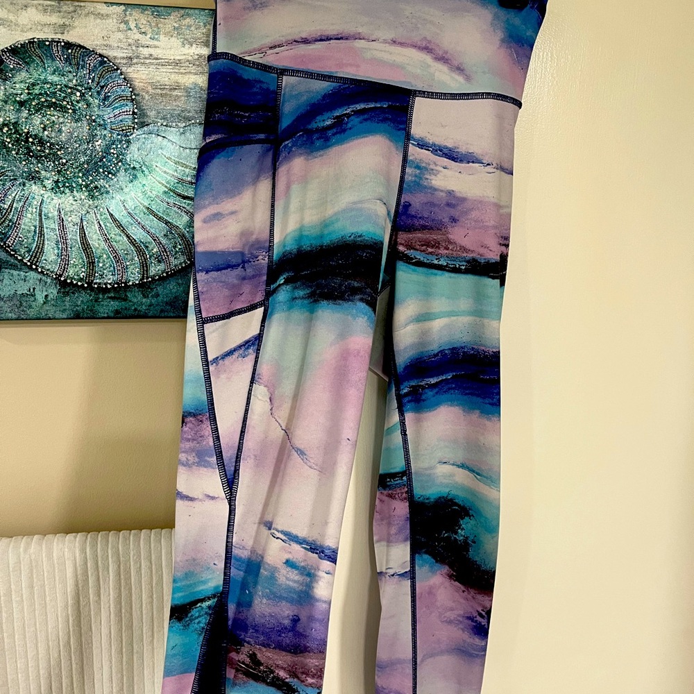 Gently used workout leggings.
